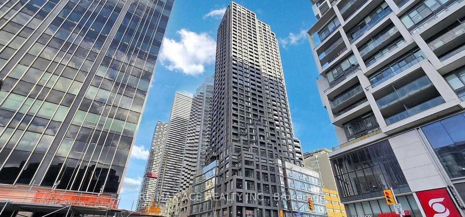 Suite 3008 · Floor 30, Unit 3008 · 20 Soudan Ave