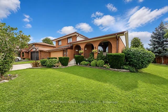 Detached at 16 Burin Court, Toronto, ON M9C 4Y3, Toronto W08