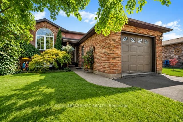 Detached at 277 FORKS Road, Welland, ON L3B 6C5