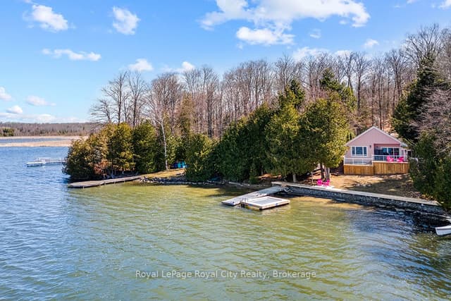 Detached at 194 Wiles Lane, Grey Highlands, ON N0C 1E0