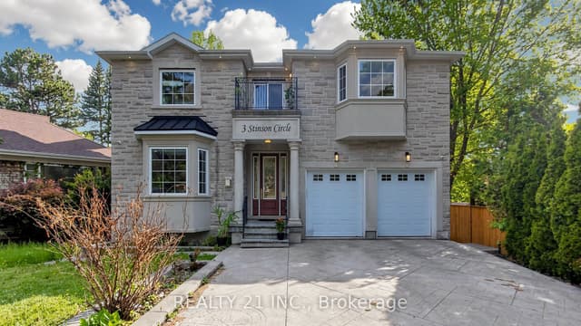 Detached at 3 Stinson Circle, Toronto, ON M4B 2Y7, Toronto E03