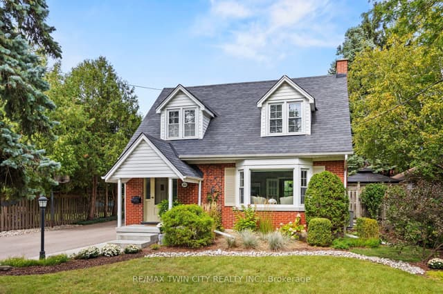 Detached at 164 Sheldon Avenue N, Kitchener, ON N2H 3M8