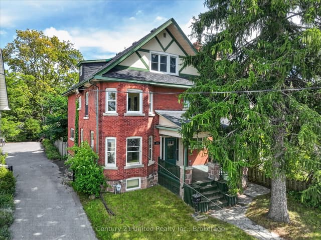 Detached at 272 Burnham Street, Peterborough, ON K9H 1T3
