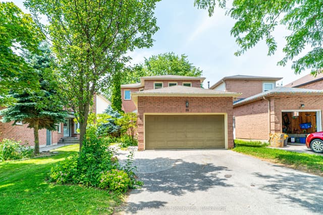 Detached at 38 Lipton Crescent, Whitby, ON L1R 1W7