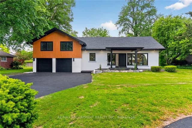 Detached at 274 Mountain Brow Boulevard, Hamilton, ON L8T 1A6