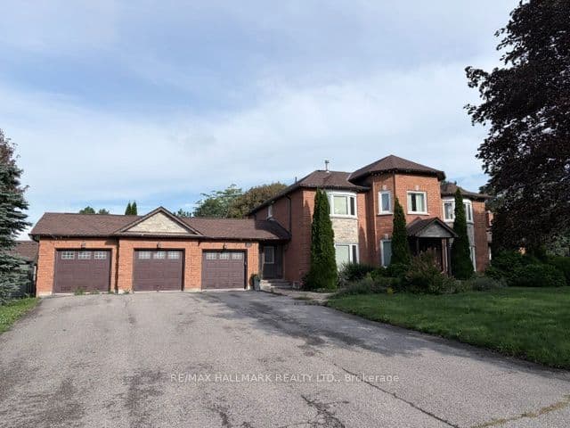 Detached at 11 Sleepy Hollow Lane, Whitchurch-Stouffville, ON L4A 3G7