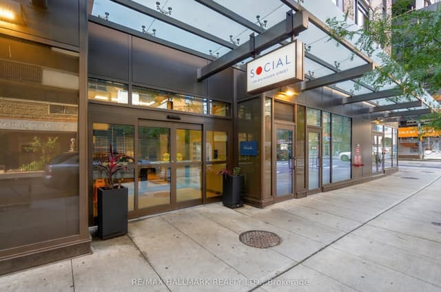 Condo Apartment at 100 Dalhousie Street 709, Toronto, ON M5B 0C7, Toronto C08