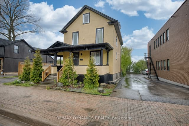 Detached at 4770 Queen Street, Niagara Falls, ON L2E 2M3