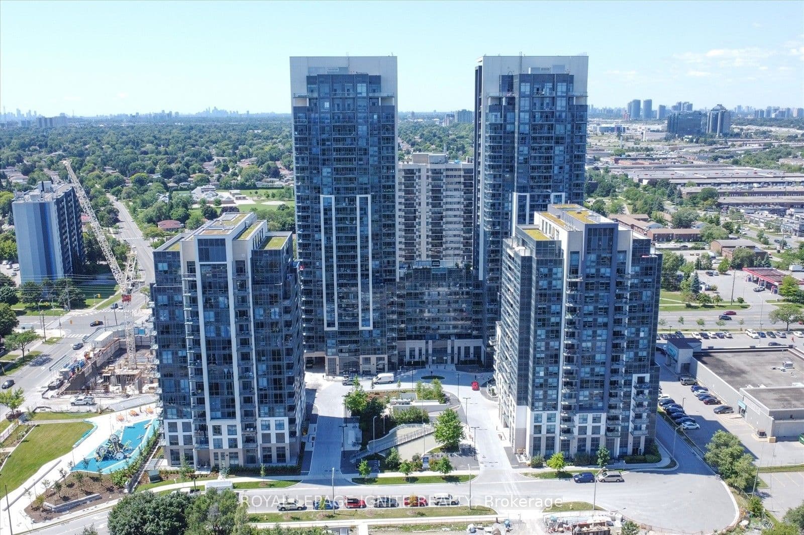 Suite 1110 · Floor 11, Unit 1110 · 30 Meadowglen Pl