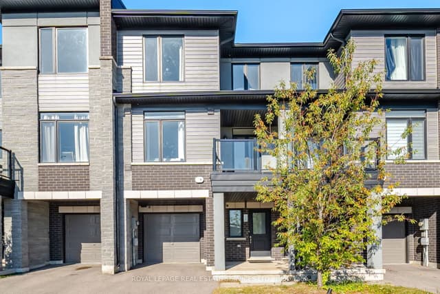 Att/Row/Townhouse at 590 North Service Road 69, Hamilton, ON L8E 0K5
