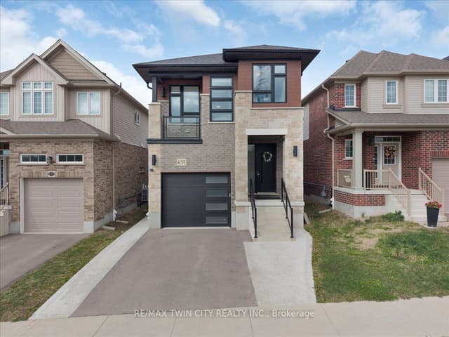 Detached at 657 Benninger Drive, Kitchener, ON N2E 0J2