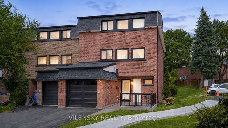 14 Poplar Crescent