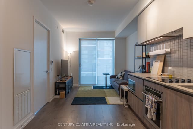 Condo Apartment at 950 Portage Parkway 2803, Vaughan, ON L4K 0J7