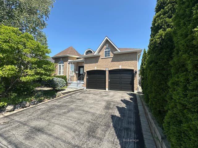 Detached at 1886 Pine Grove Avenue, Pickering, ON L1V 7C6