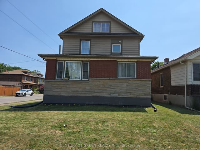 Duplex at 5166 Morrison Street, Niagara Falls, ON L2E 2E4
