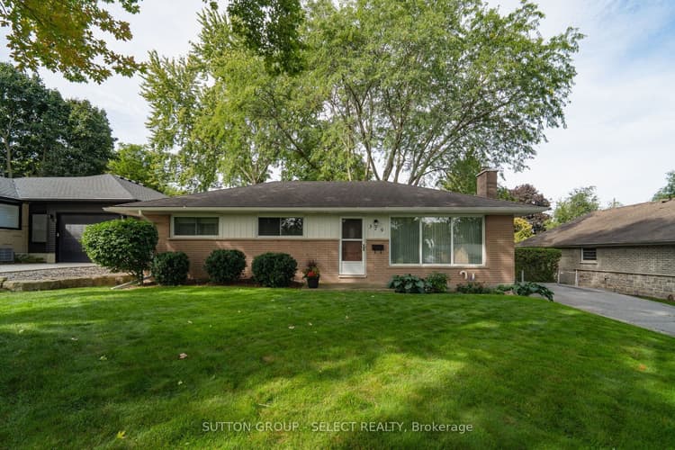 379 Willard Crescent