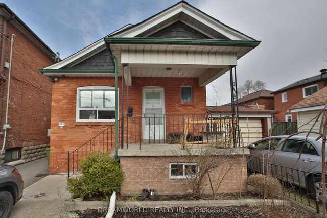Detached at 403 Northcliffe Boulevard, Toronto, ON M6E 3L3, Toronto C03