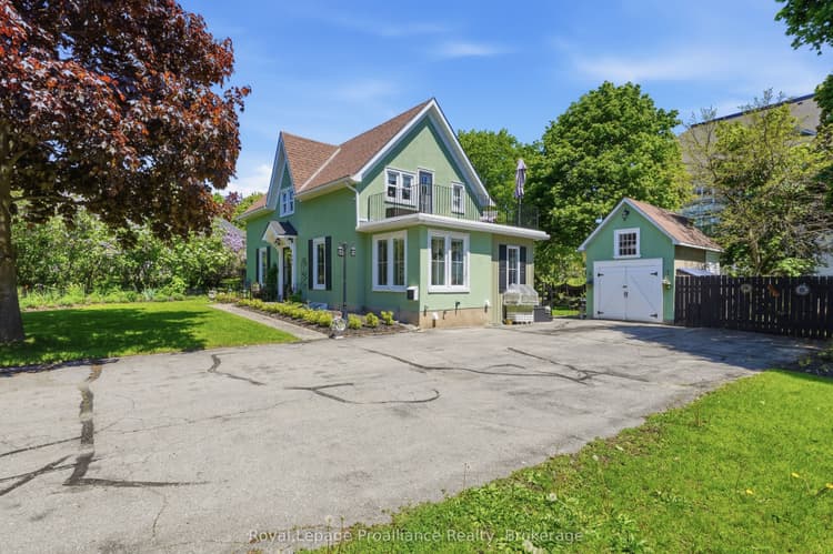 195 Maclellan Avenue
