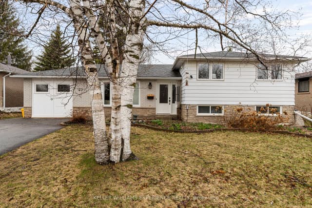Detached at 27 Rustic Crescent, Orangeville, ON L9W 1T1