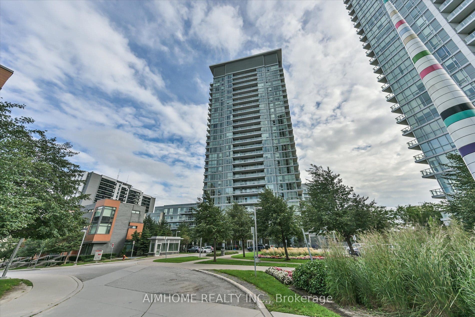 Suite 1604 · Floor 16, Unit 1604 · 62 Forest Manor Rd