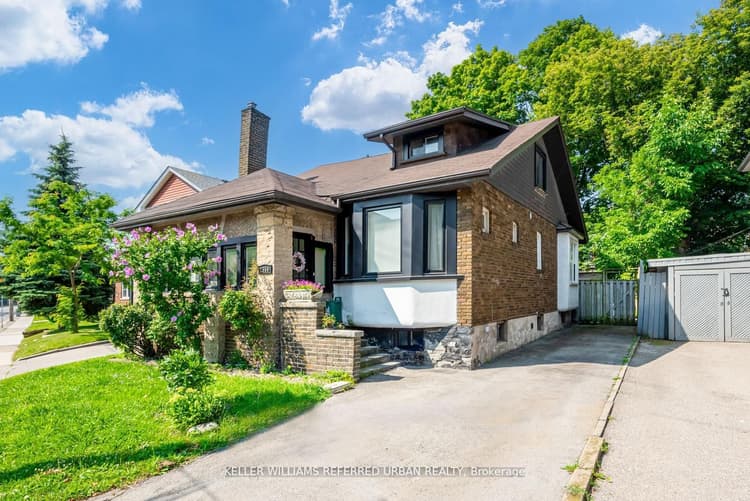 2556 Lake Shore Boulevard
