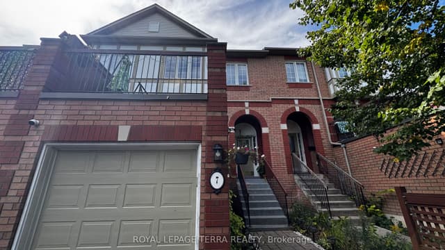 Att/Row/Townhouse at 2871 Darien Road 7, Burlington, ON L7M 4R6