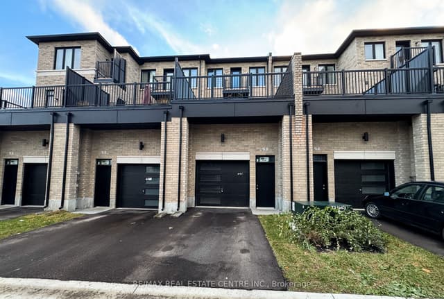Att/Row/Townhouse at 5 Cherry Hill Lane, Barrie, ON L9J 0M7