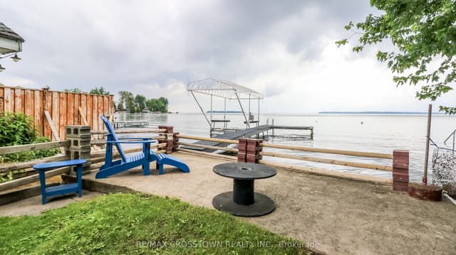 Detached at 2325 Crystal Beach Road, Innisfil, ON L9S 3W8