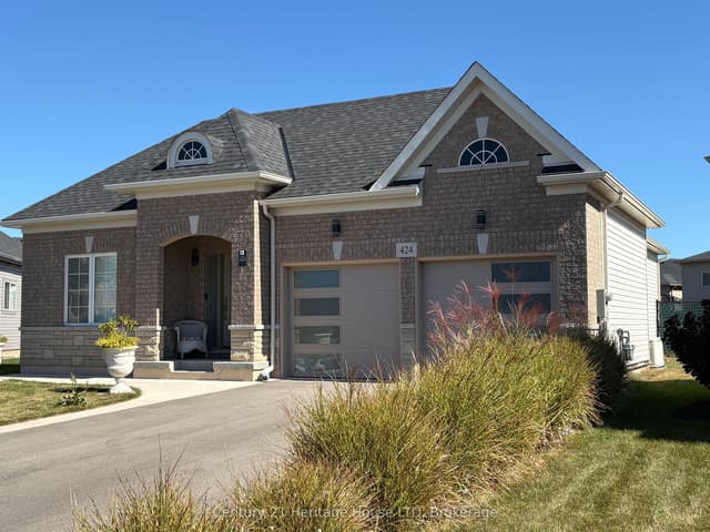 Detached at 424 Williams Crescent, Fort Erie, ON L2A 0E9