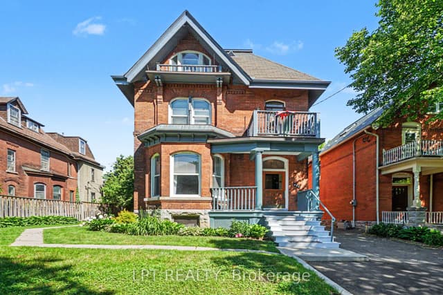 Multiplex at 475 MacLaren Street, Ottawa Centre, ON K1R 5K5