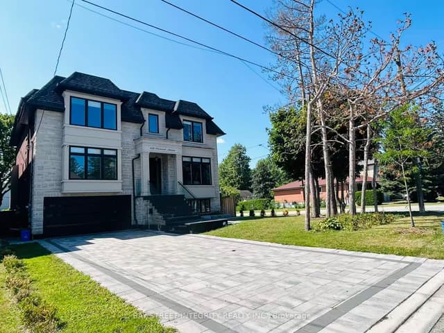 Detached at 158 Elmwood Avenue, Richmond Hill, ON L4C 1L1