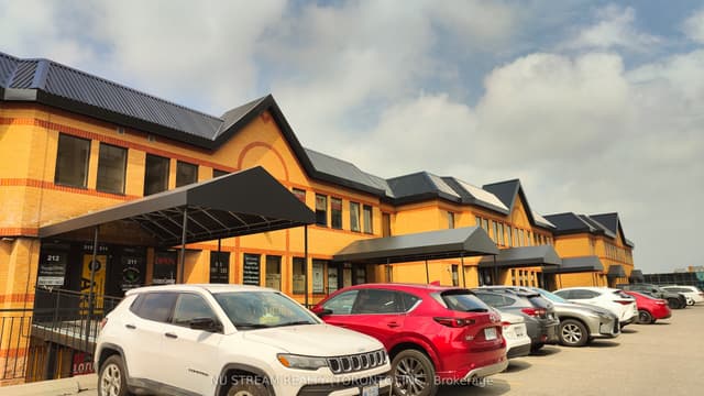 Office at 9011 Leslie Street 311, Richmond Hill, ON L4B 3B6