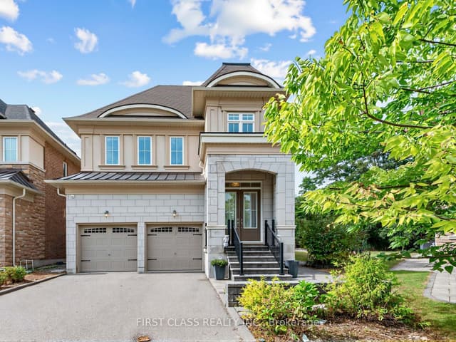 Detached at 16 Macdonald Court, Richmond Hill, ON L4E 1E9