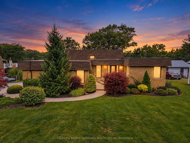 Detached at 21 Thorncrest Road, Port Colborne, ON L3K 5C7