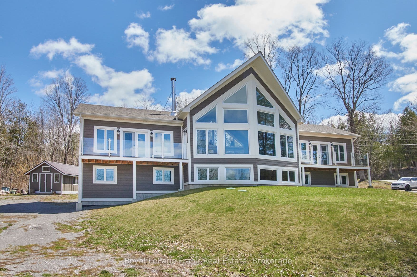 2269 McCracken's Landing Rd
