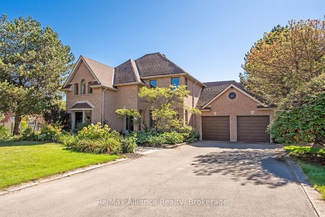Detached at 31 Meander Close, Hamilton, ON L0R 1H1