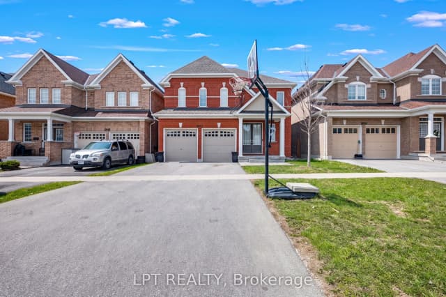 Detached at 1852 Grandview Street N, Oshawa, ON L1K 0Y2
