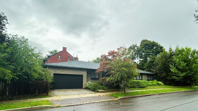Detached at 3 Glen Rush Boulevard, Toronto, ON M5N 2T2, Toronto C04