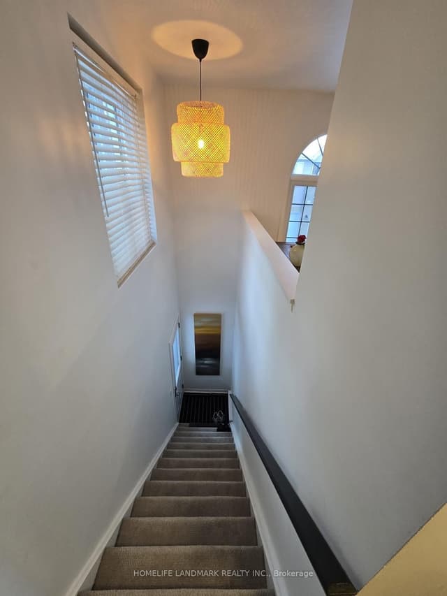 Condo Townhouse at 2110 Cleaver Avenue 242, Burlington, ON L7M 3Z3