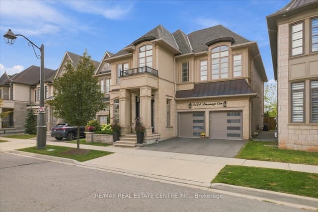 Detached at 3124 Parsonage Crescent, Oakville, ON L6H 0T9