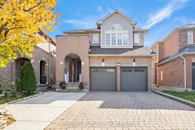 Detached at 121 Silverado Trail, Vaughan, ON L4H 1W5