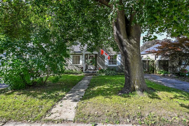 Detached at 39 Balmoral Avenue, London East, ON N5Y 2K9