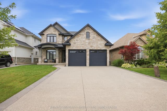 Detached at 9305 Eagle Ridge Drive, Niagara Falls, ON L2H 0G4
