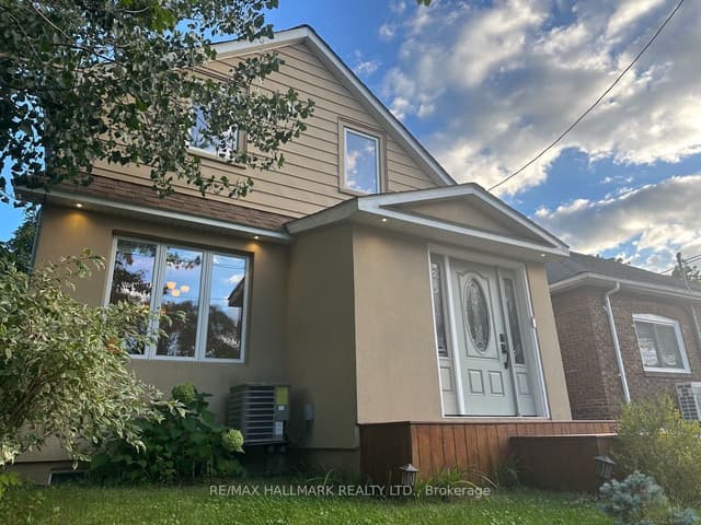 Detached at 15 Daniels Street, Toronto, ON M8Y 1L6, Toronto W07