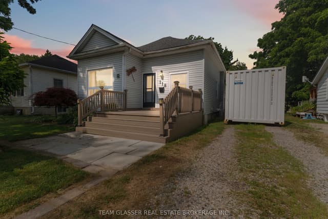 Detached at 118 INKERMAN Street, St. Thomas, ON N5P 3G6
