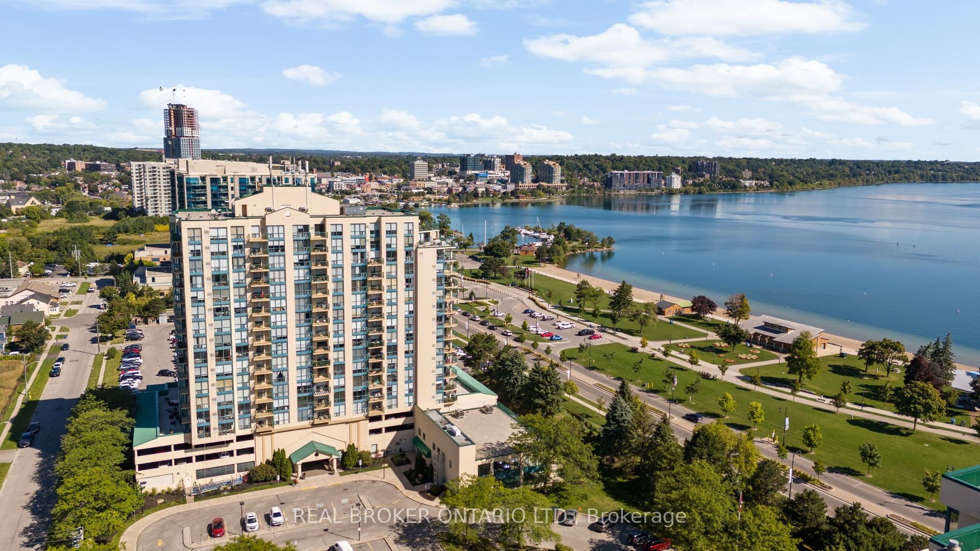Suite 1407 · Floor 14, Unit 1407 · 65 Ellen St