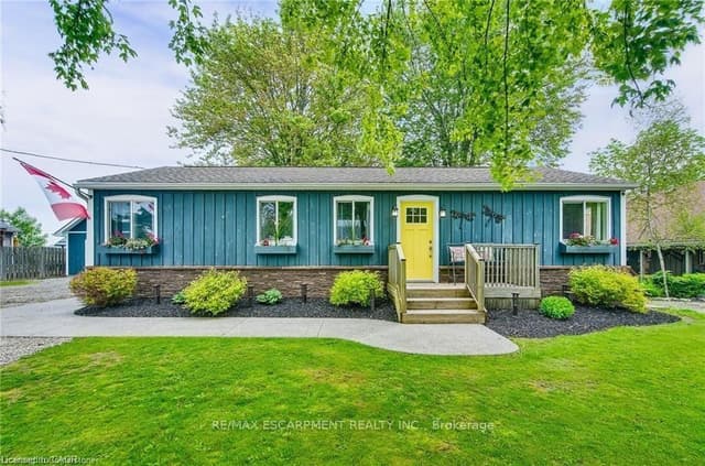 Detached at 8 Beach Road, Haldimand, ON N0A 1K0