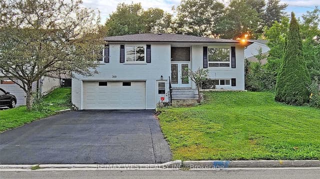 Detached at 360 Dixon Boulevard Lower, Newmarket, ON L3Y 5C4