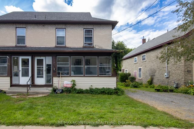 Semi-Detached at 146 Park Street W, Prescott, ON K0E 1T0