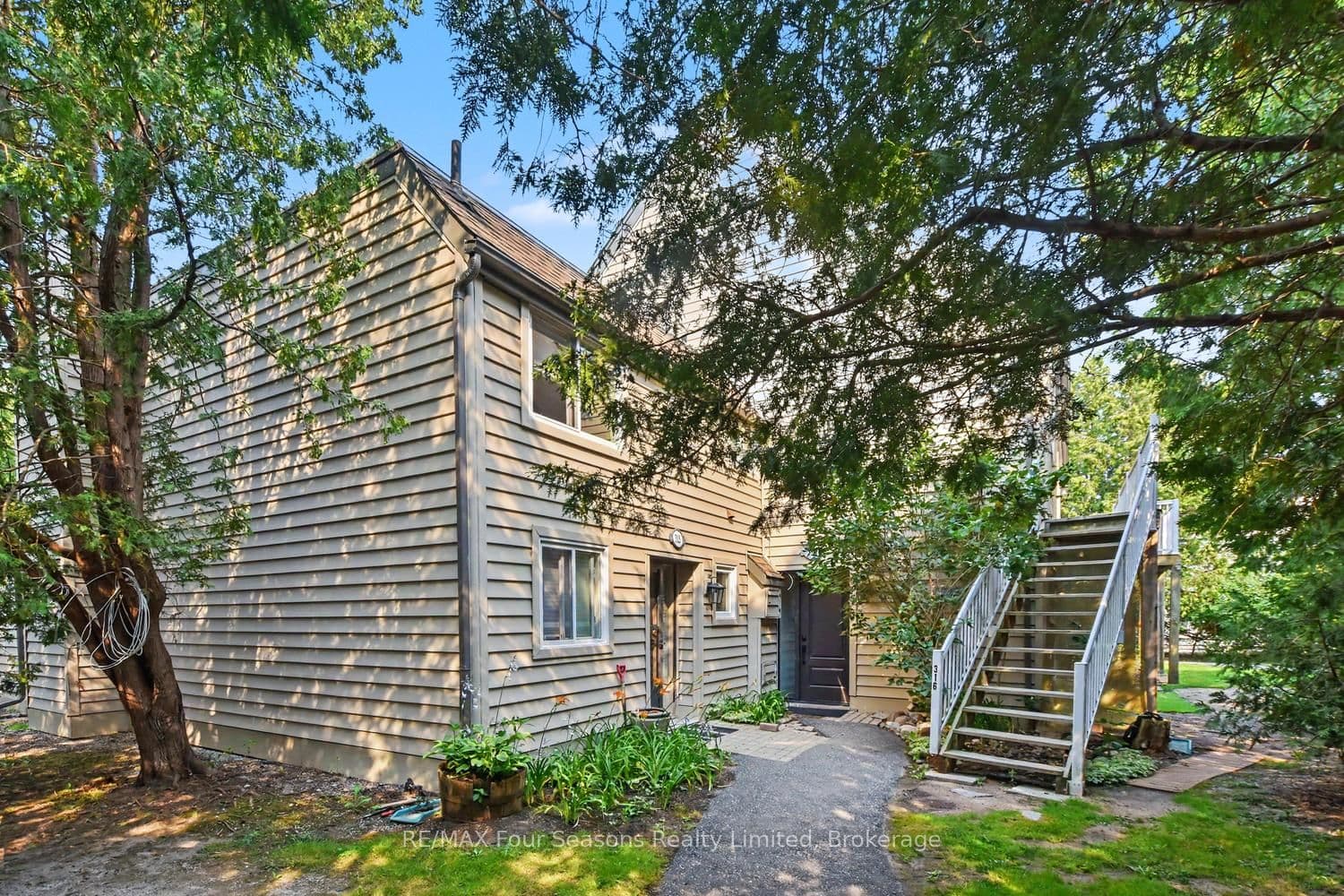 Suite 314 · Floor 3, Unit 314 · 5 Dawson Dr